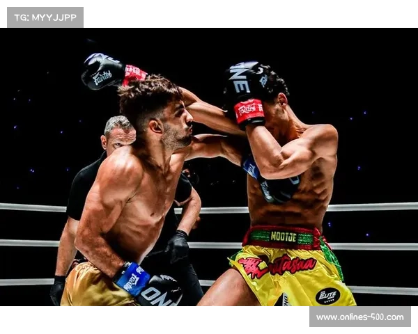 ONE 173纳比勒·阿纳尼羽量级踢拳首秀,雏量级泰拳冠军挑战新级别 ONE 173纳比勒·阿纳尼羽量级踢拳首秀,雏量级泰拳冠军挑战新级别