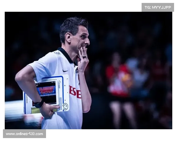 塔雷:日常训练关注球员情绪,管理大牌球员是挑战 塔雷:日常训练关注球员情绪,管理大牌球员是挑战